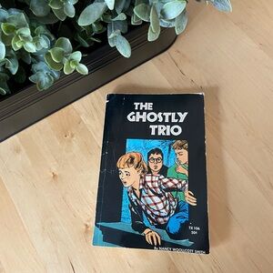 "The Ghostly Trio" by Nancy Woollcott Smith Paperback Book (1954)